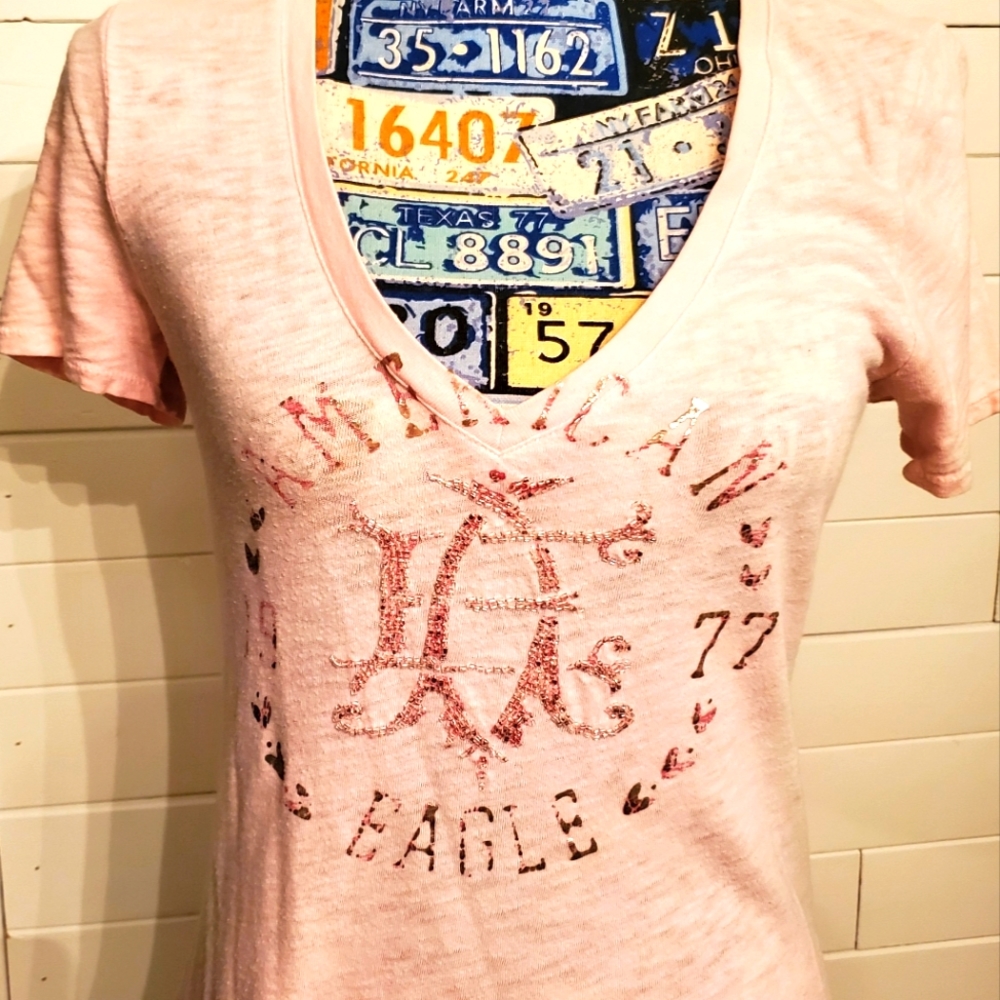 Women American Eagle t shirt